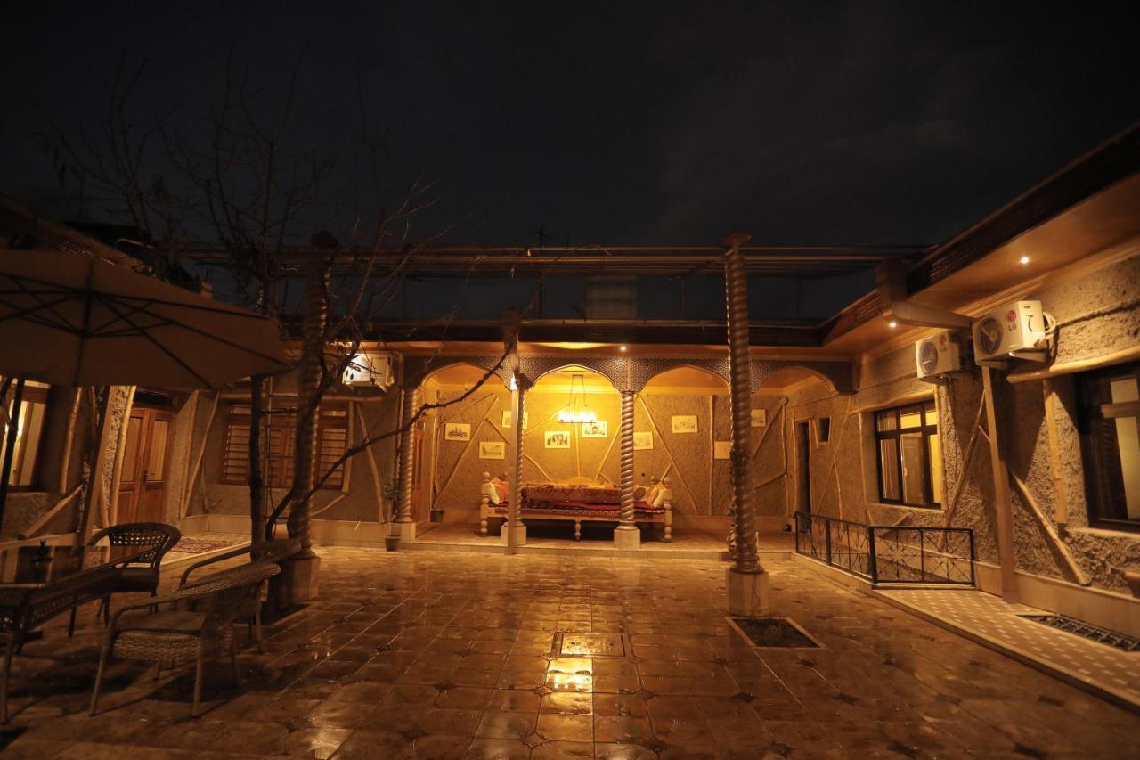 "S E A S O N S" Apartment Samarkand Exterior photo